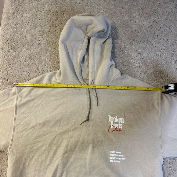 SOLD OUT PacSun Graphic Broken Hearts Club Hoodie – Men’s/Women’s Medium - Picture 4 of 6